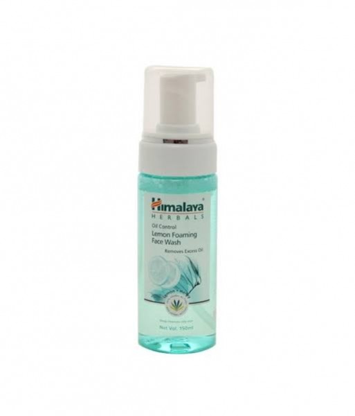 A bottle of Himalaya - Oil Clear Lemon 150 ml Foaming Face Wash