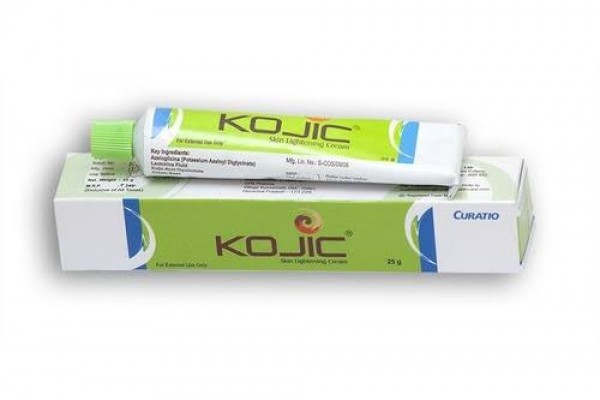 Box and tube of generic Kojic acid + Lactokine Fluid  + Axeloglicina