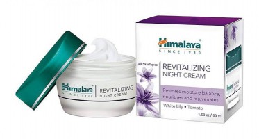 An open jar and box pack of Himalaya - Revitalizing Night 50 gm Cream