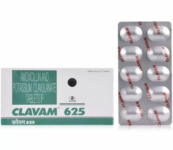A box and a blister pack of generic amoxicillin 500 mg, clavulanic acid 125 mg